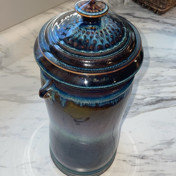 Bill Campbell art studio signed tall canister with lid - Picture 5 of 7